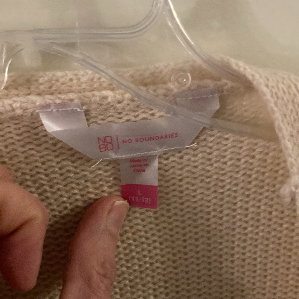 NWOT   Sweater/ shawl - Picture 4 of 5